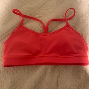 LULULEMON BRA SIZE 6